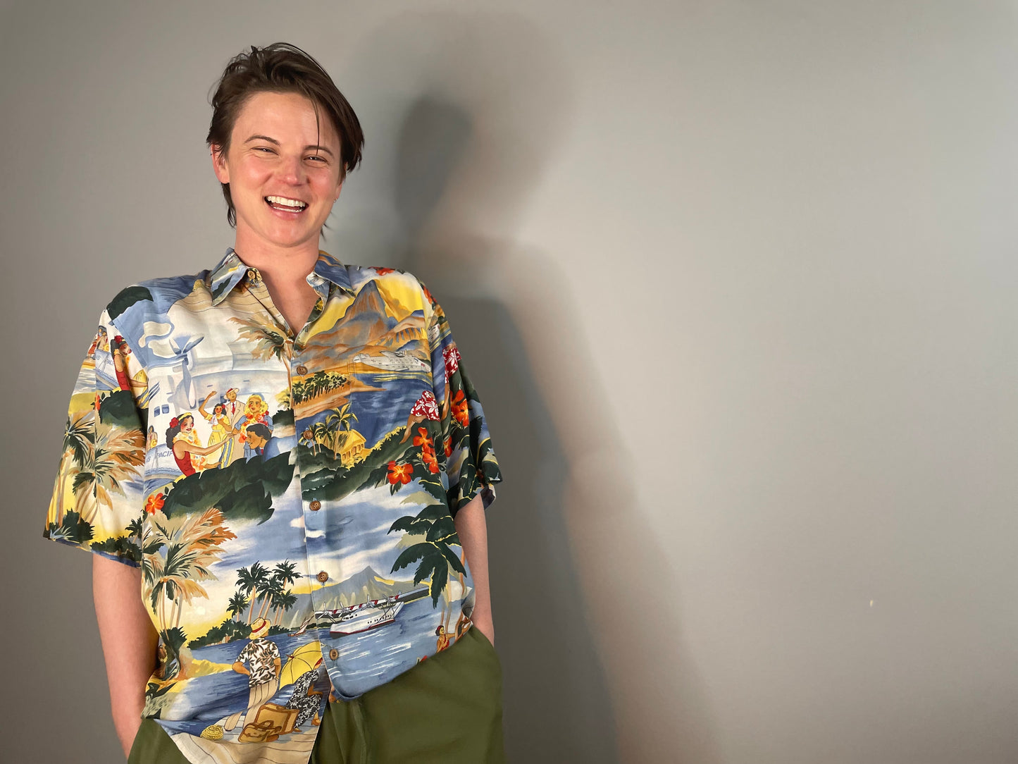 Vintage Scenic Hawaiian Print Shirt (Men's Small/Medium)