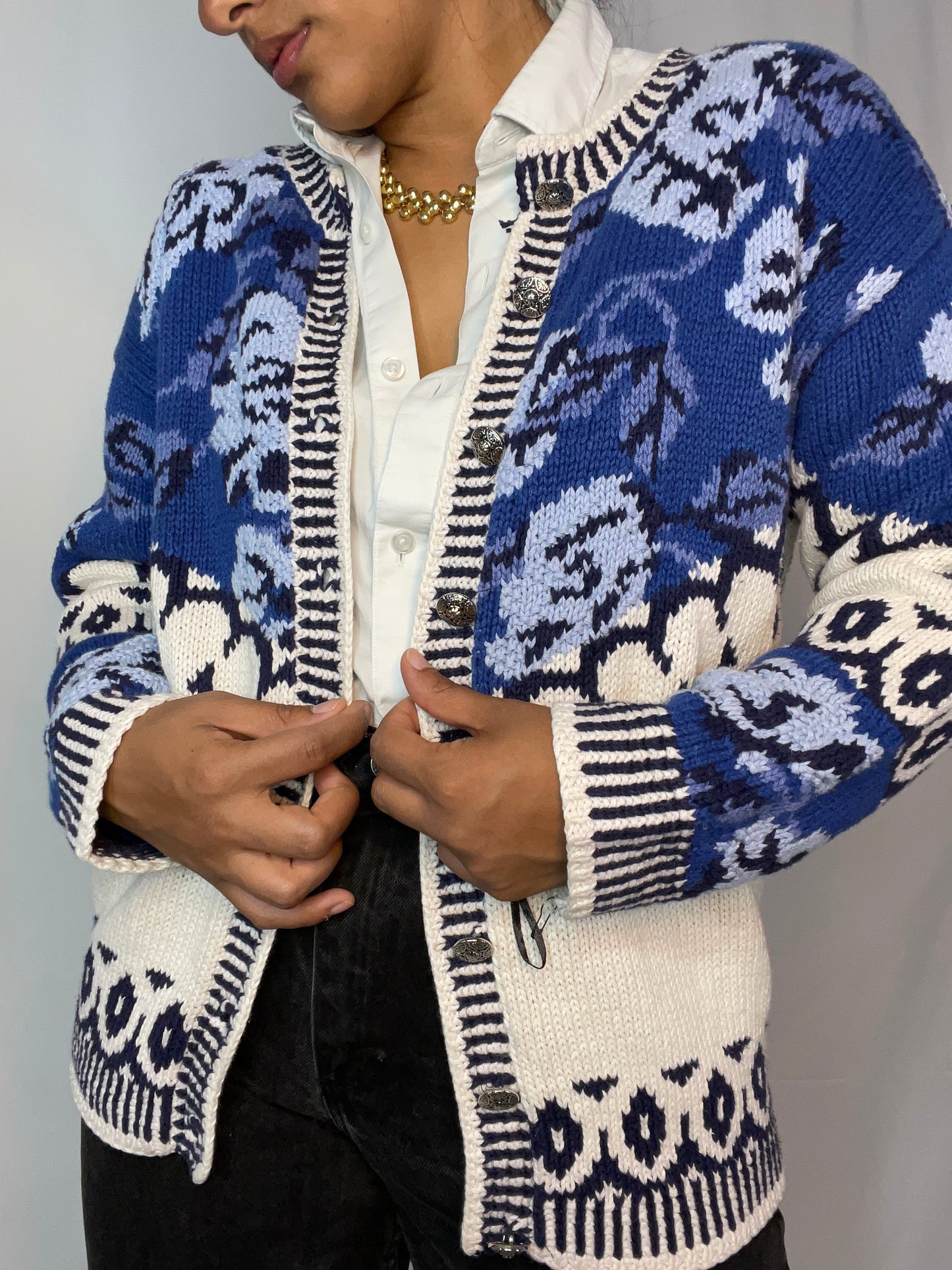 Vintage 80s Blue and White Floral Handmade Knit (Small)