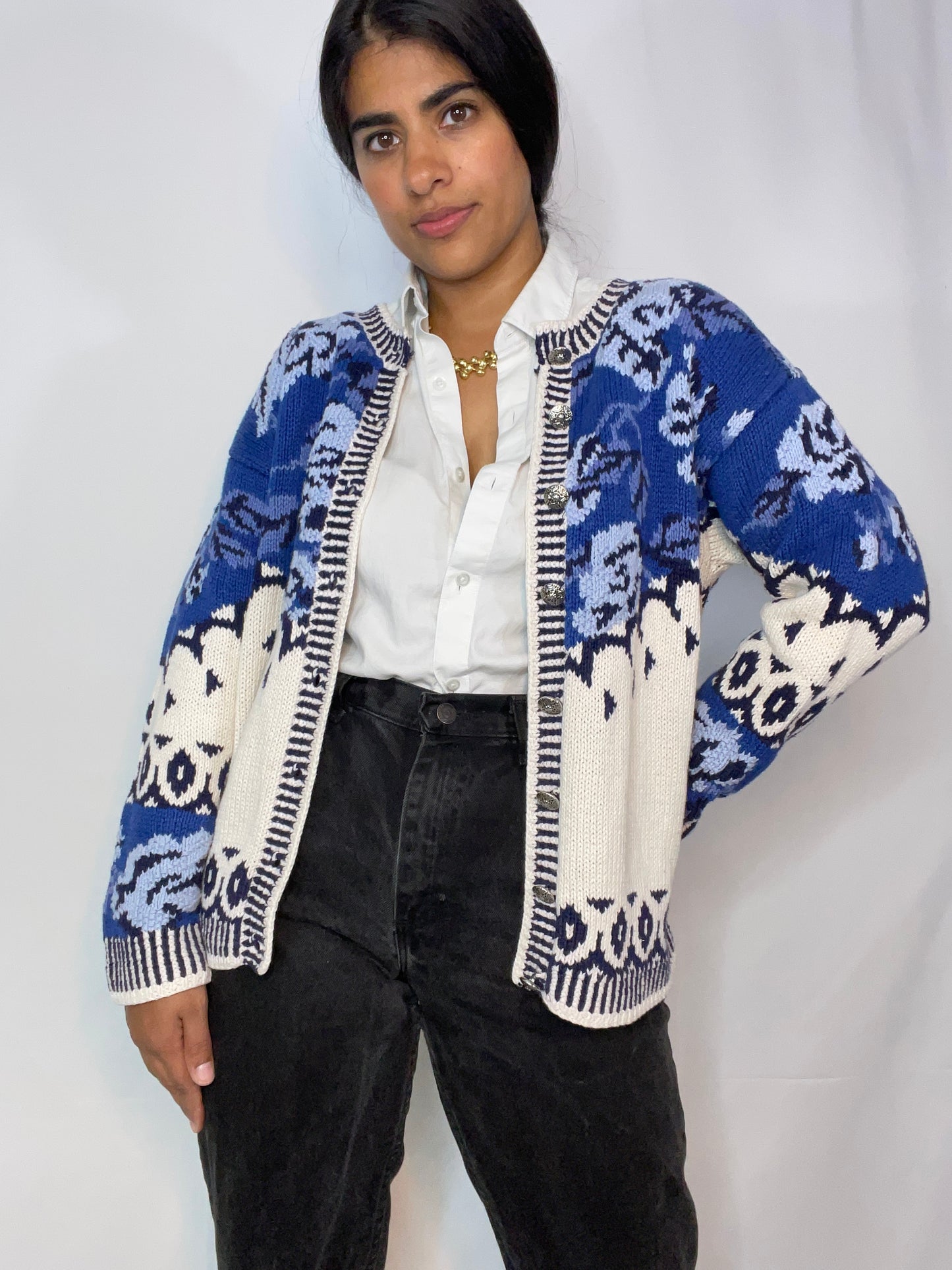 Vintage 80s Blue and White Floral Handmade Knit (Small)