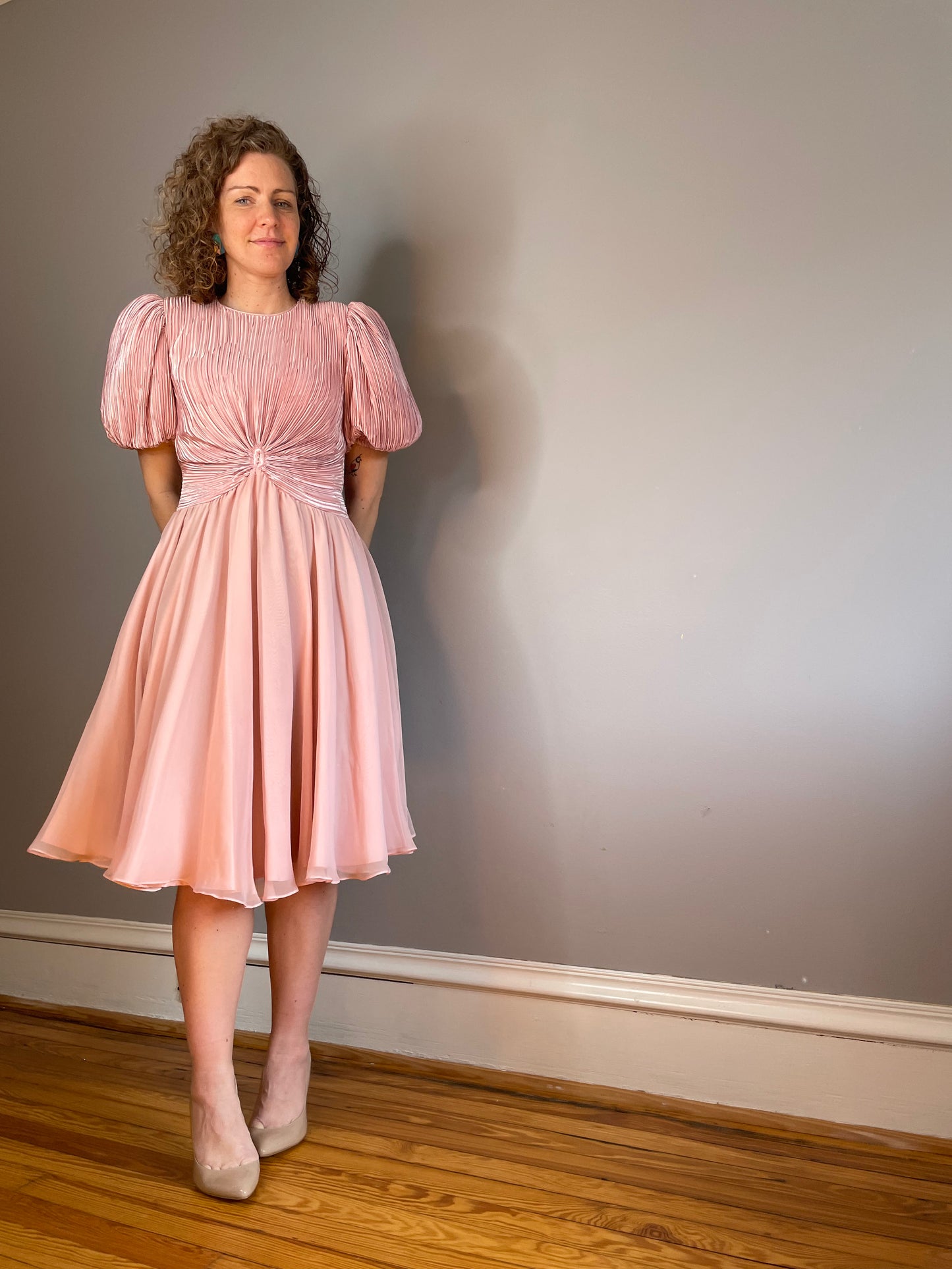 Vintage Pink Puff Sleeve Romantic Dress (XS/S)