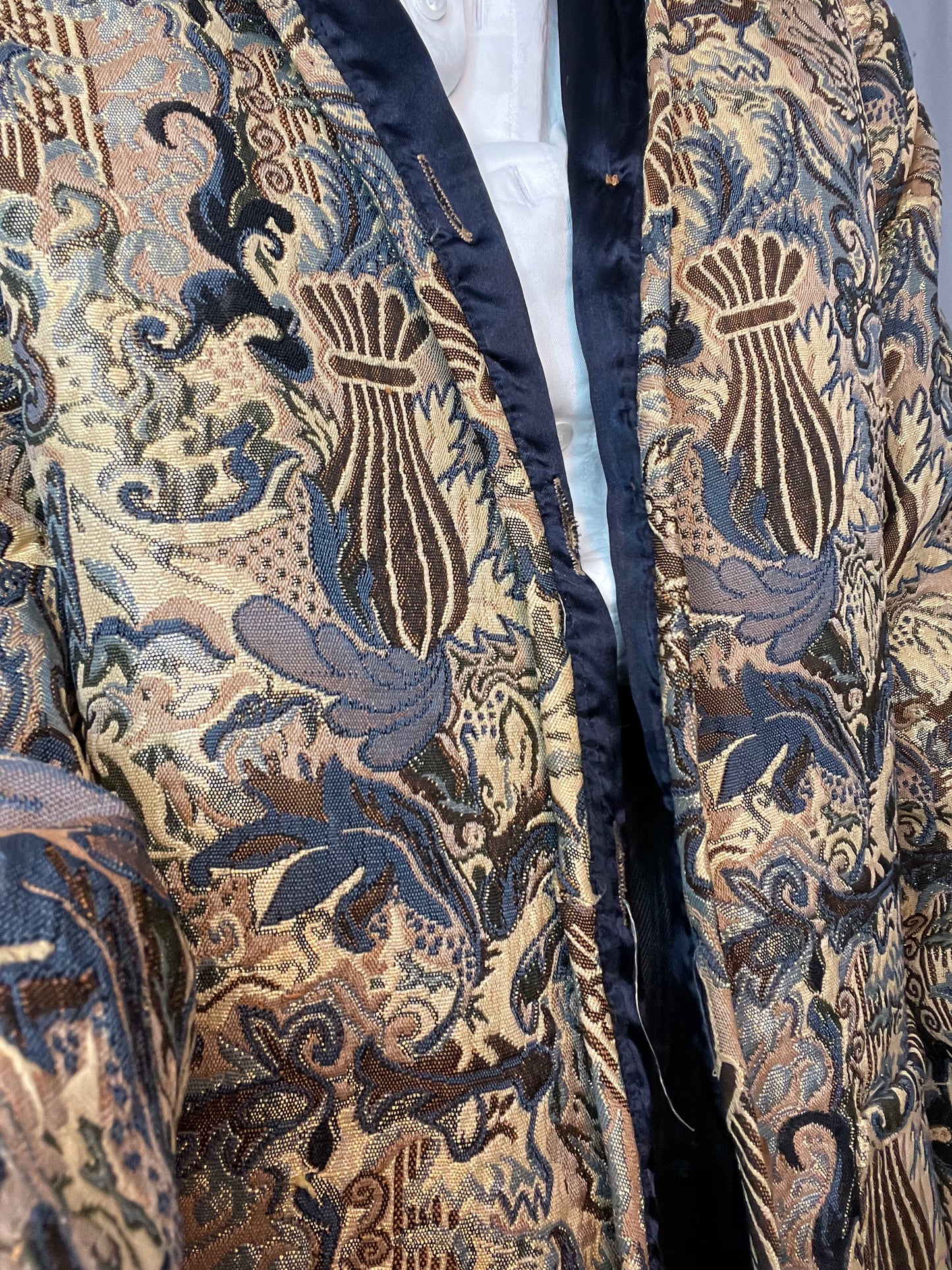 Brown & Chocolate Tapestry Jacket (L/XL)