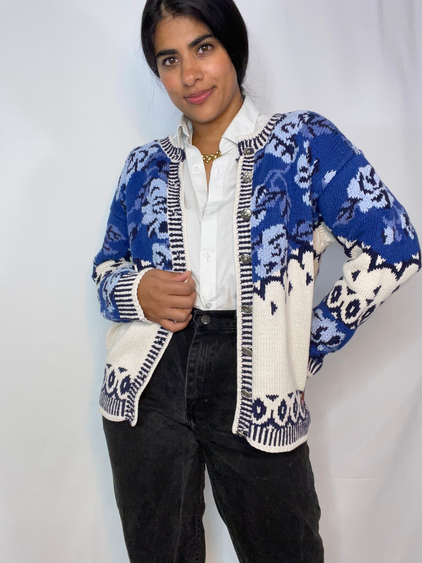 Vintage 80s Blue and White Floral Handmade Knit (Small)