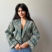 Load image into Gallery viewer, Southwestern Motif Cropped Jacket (M/L)
