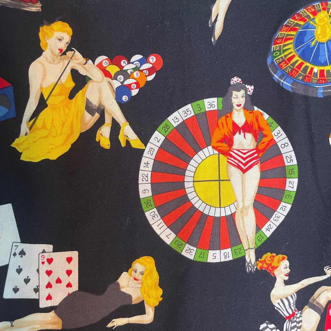 Vintage Casino & Pin-Up Theme Shirt (Men's Large)