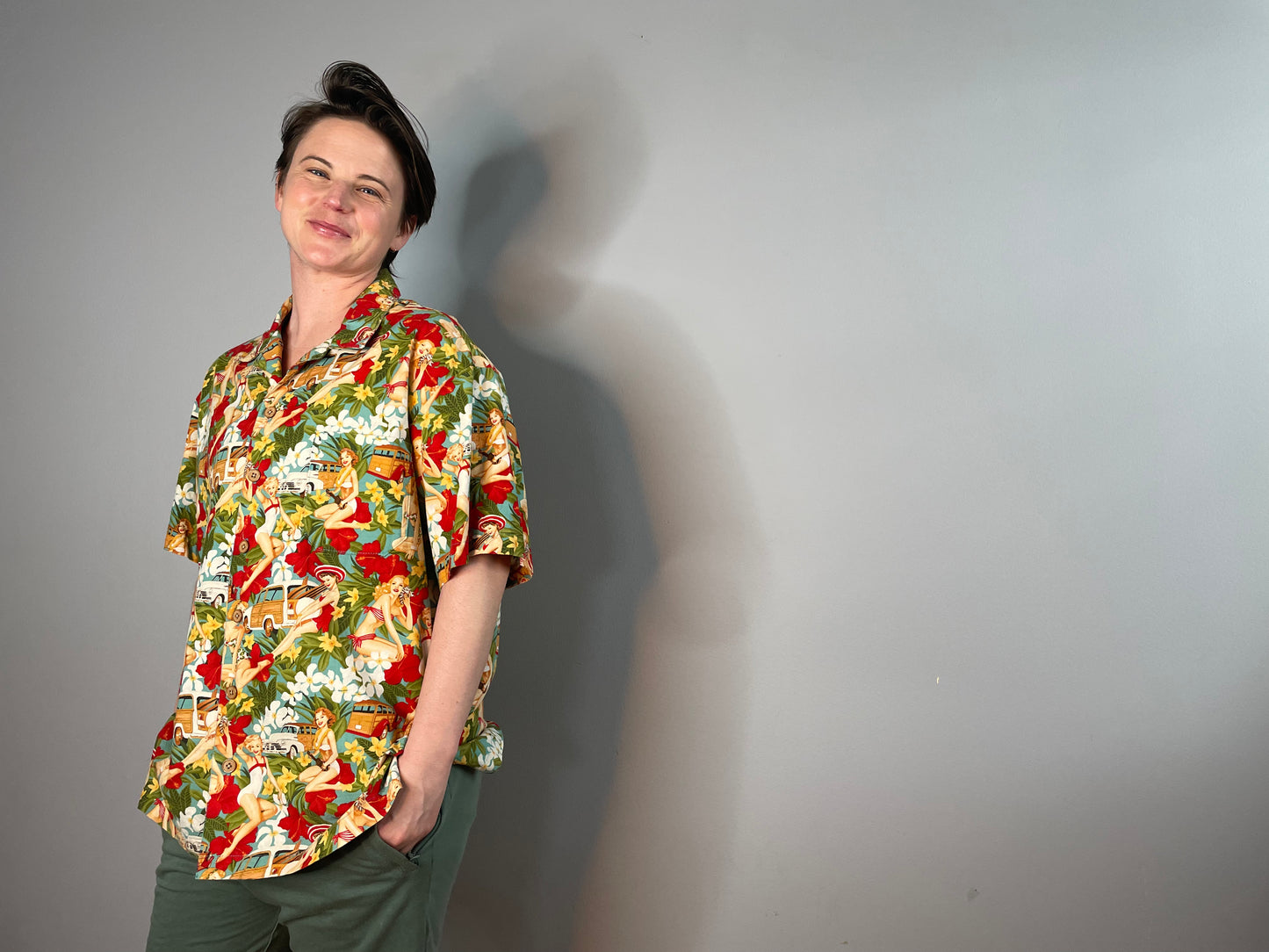 Modern Pin-Up Print Shirt (Men's Large)
