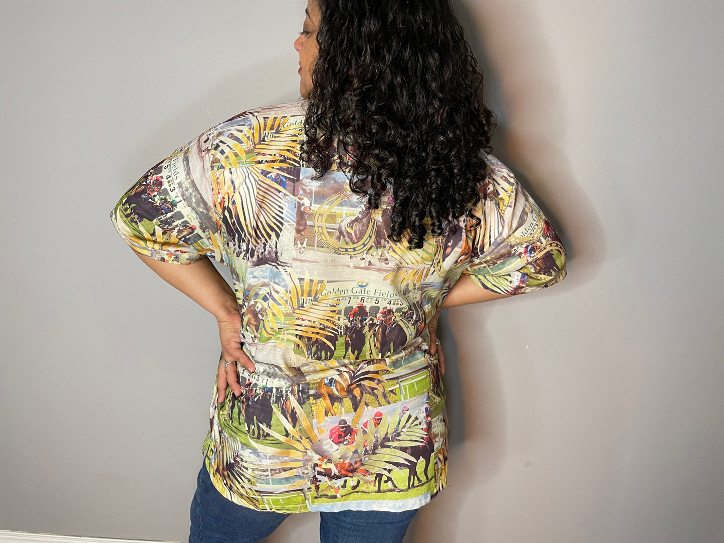 Vtg Pictoral Horse Track Button Up