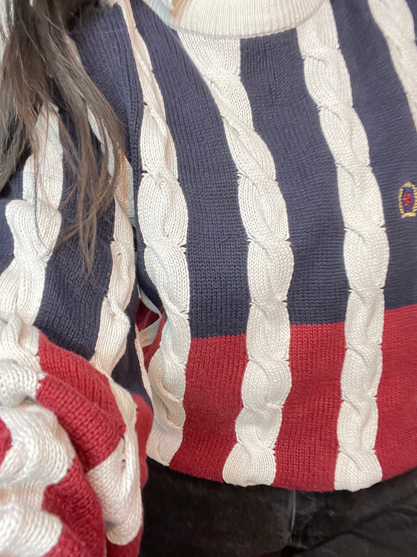 Vtg Two Toned Cable Knit (Men's Medium)